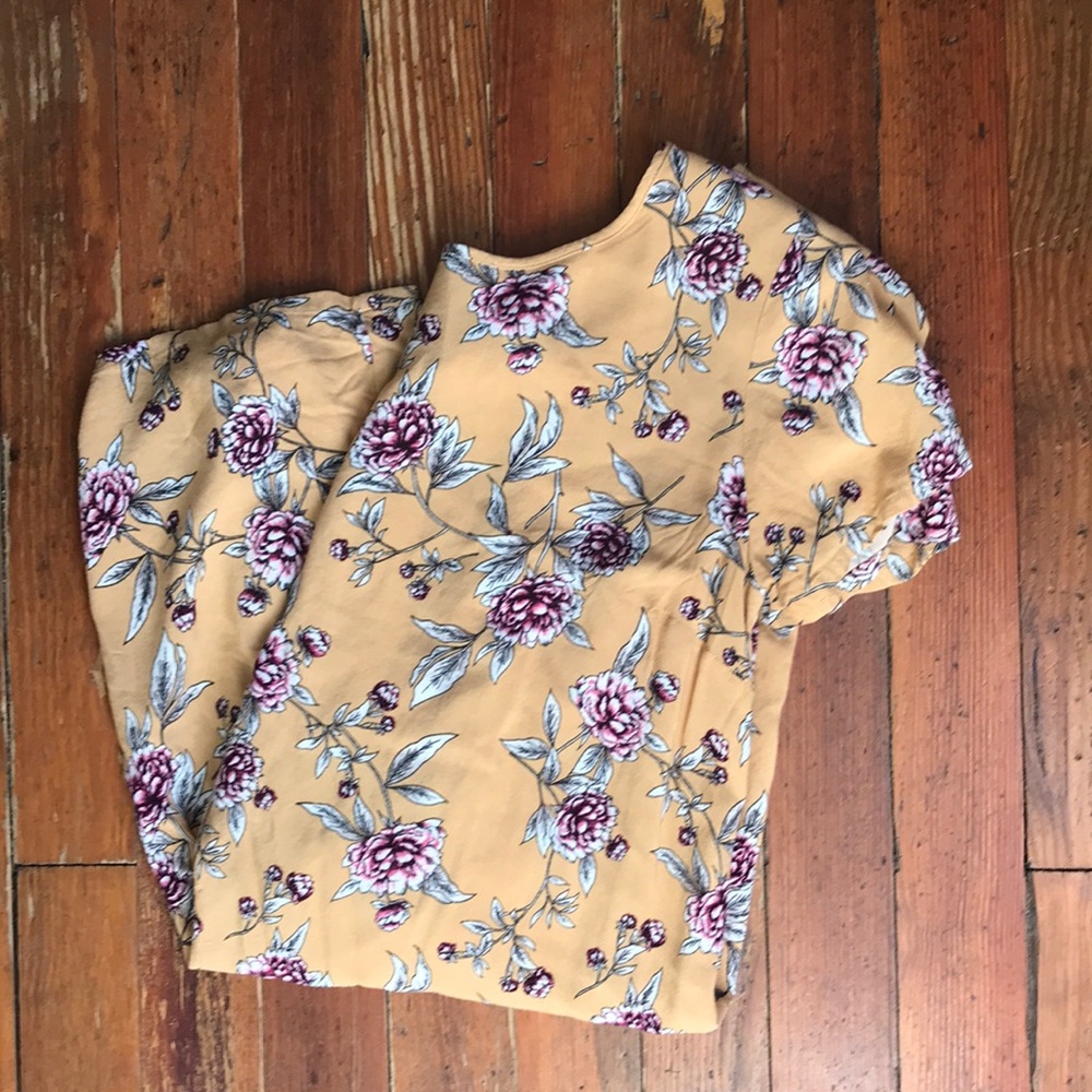 Women’s dress